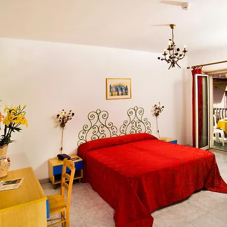 Da Peppe Отель 3*