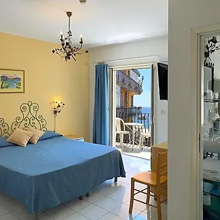 Da Peppe Hotel 3*