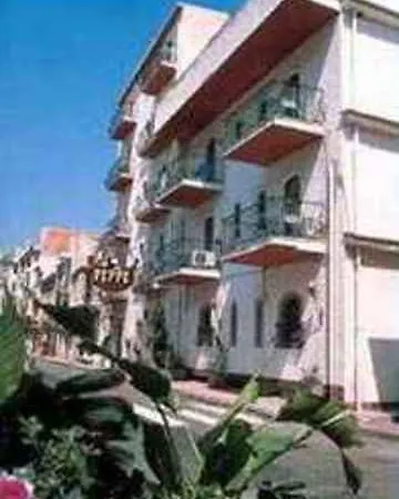 Hotel Da Peppe 3*